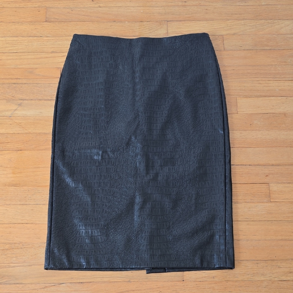 NWOT Anne Klein Black Faux Leather Pencil Skirt Size 6